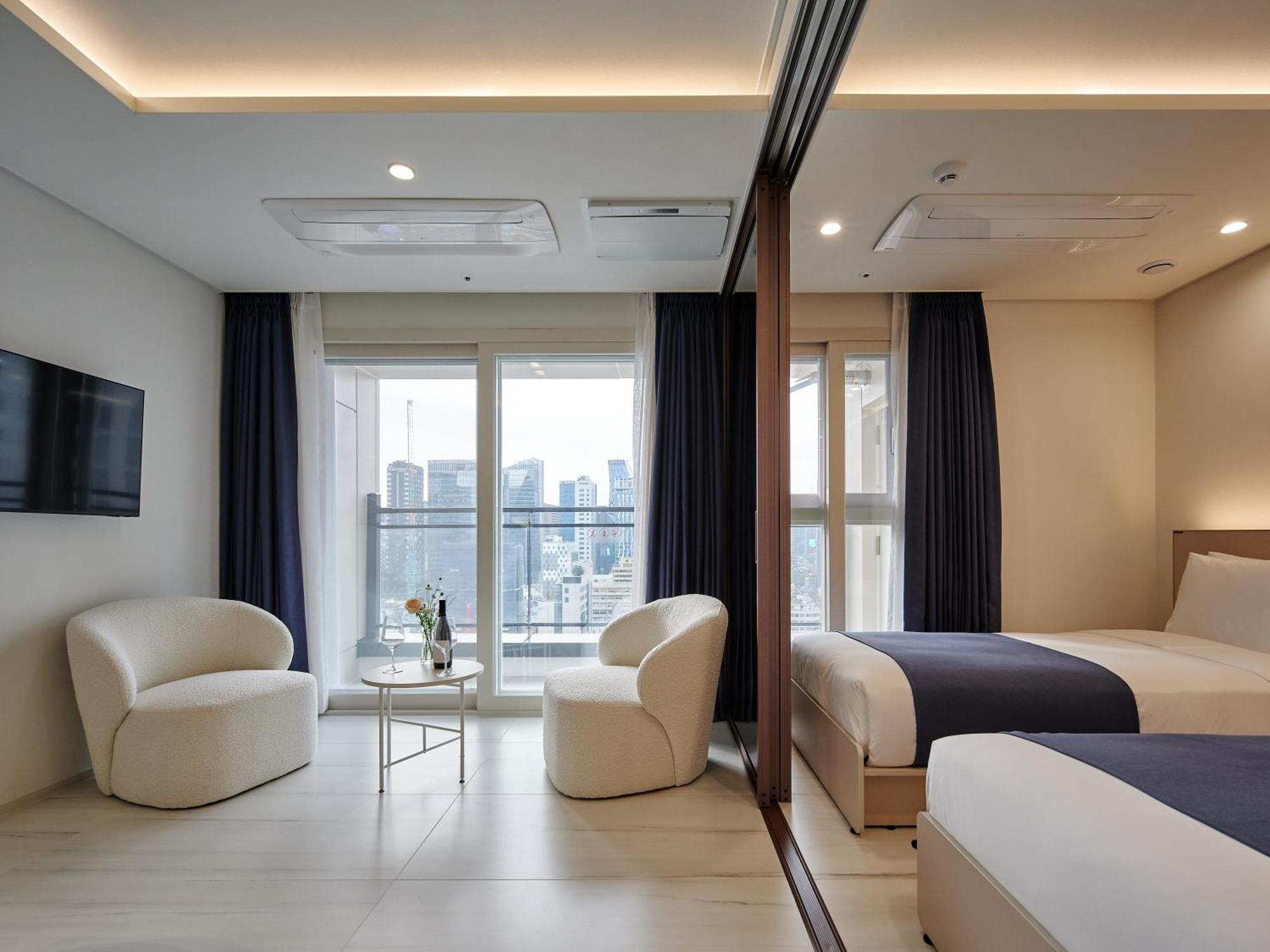The Botanik Sewoon Myeongdong ホテル 4*
