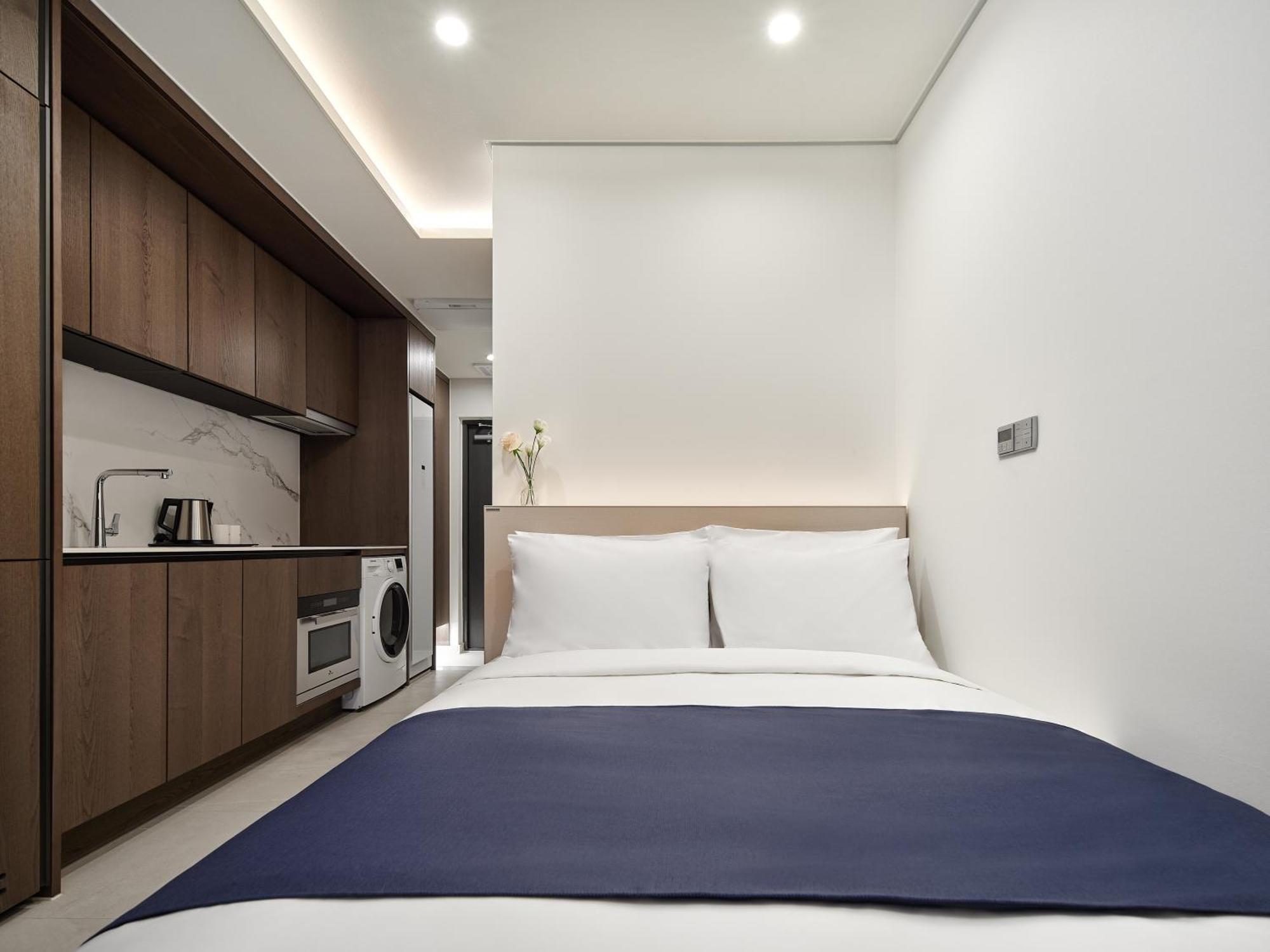 The Botanik Sewoon Myeongdong Hotel