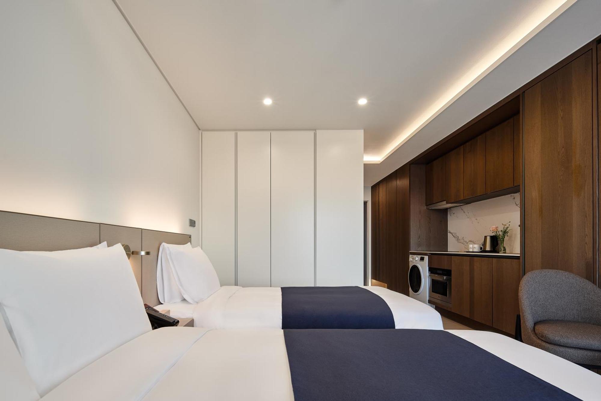 The Botanik Sewoon Myeongdong Hotel